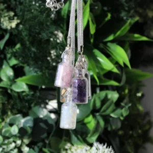 Indiskt halsband med svart onyx i glasflaska - produktbild 4