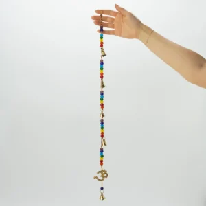 Indiskt vindspel i mässing med OM-symbol och chakrastenar, 53 cm - produktbild 2