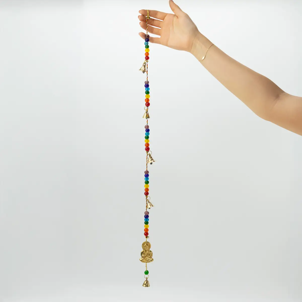 Indiskt vindspel med mässingsbuddha och chakrabeads, 53 cm - produktbild 2