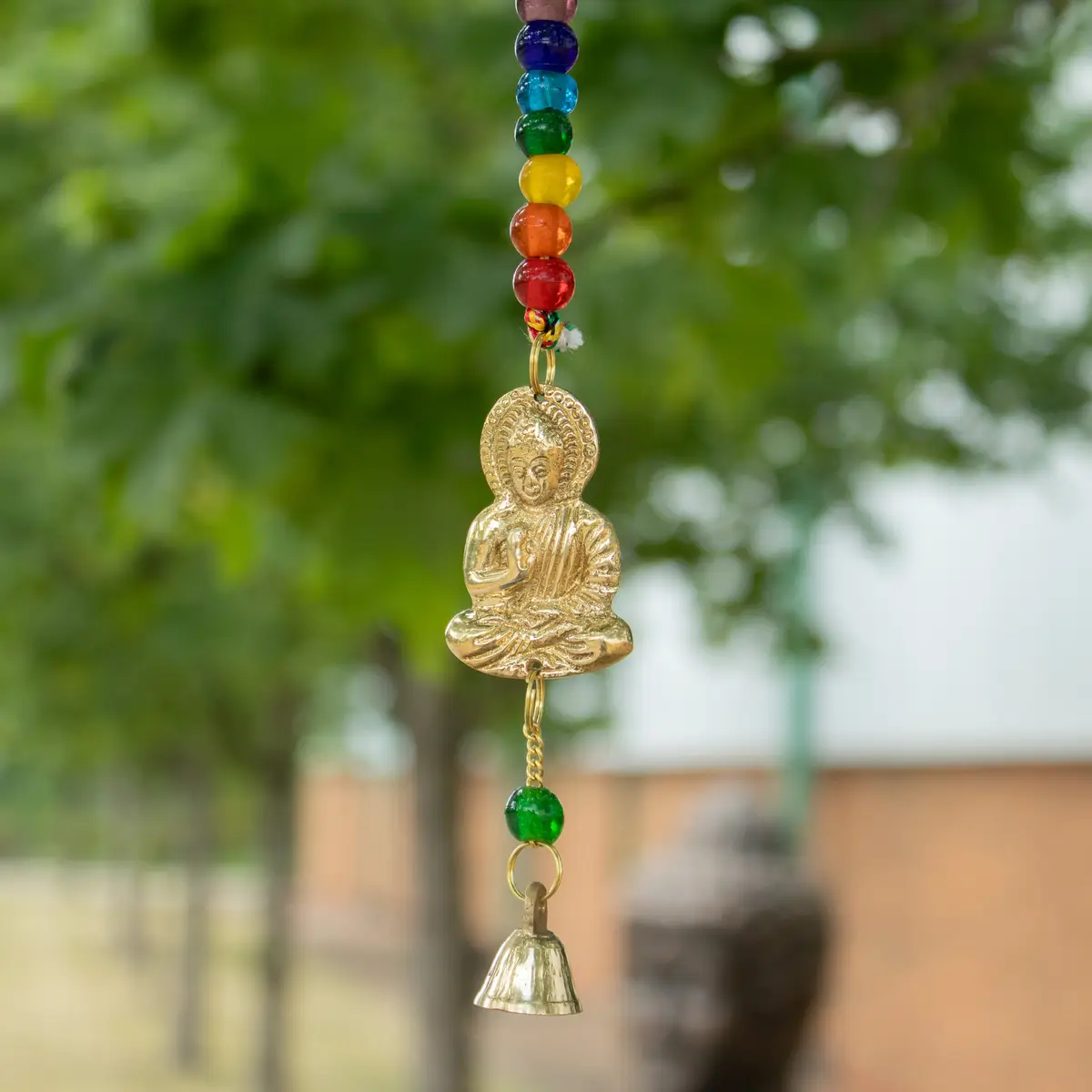 Indiskt vindspel med mässingsbuddha och chakrabeads, 53 cm - produktbild 4