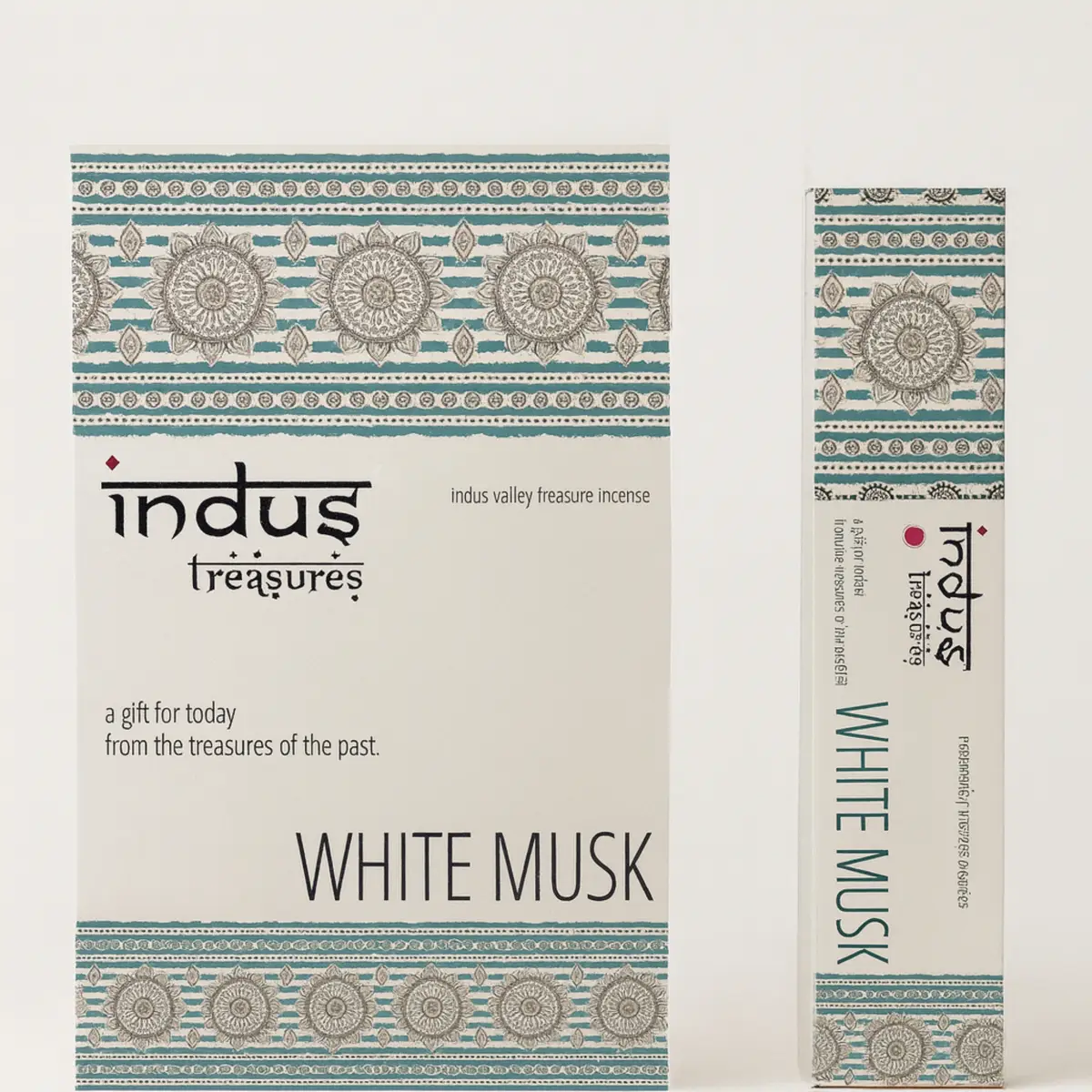 Förpackning med Indus Treasures rökelsepinnar vit musk med dekorativa mönster