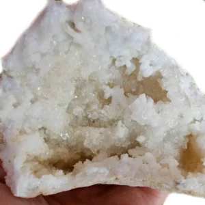 Kalciumkarbonatgeod med kalcit och kvarts 8–9 cm - produktbild 2