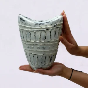 Keramikvas med vid hals i krämfärg 22 cm - produktbild 2