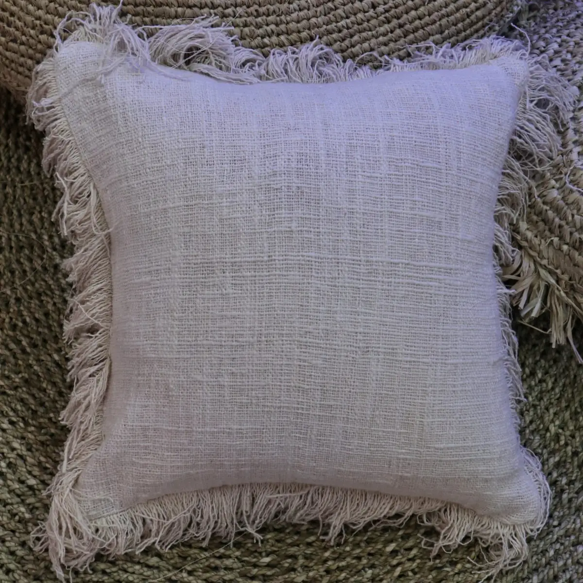 Kudde i linne 45x45 cm med frans - produktbild 3