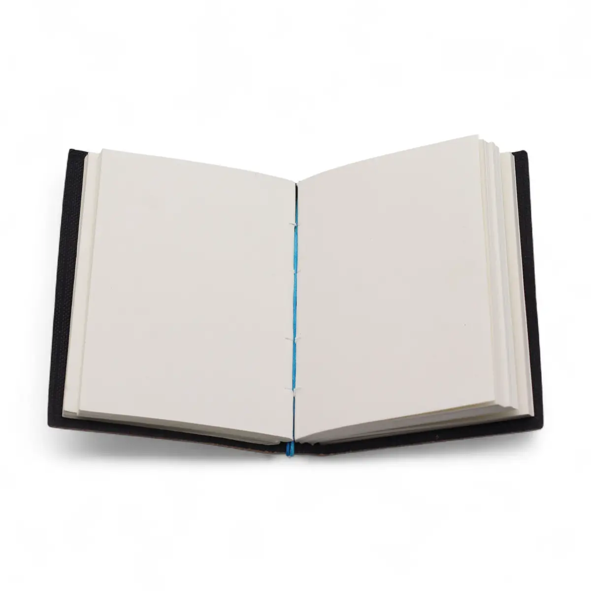 Läderanteckningsbok med chakramotiv 17,8×12,7 cm - produktbild 3