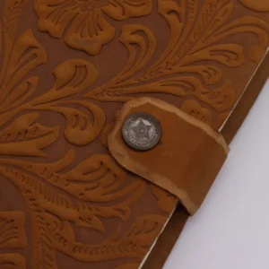 Läderanteckningsbok med präglat blommönster i tan, 17,8×12,7 cm - produktbild 7