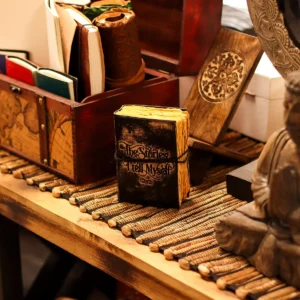 Läderanteckningsbok med tjocka decklade sidor 5x3,5 tum – The Stories I Tell Myself - produktbild 2
