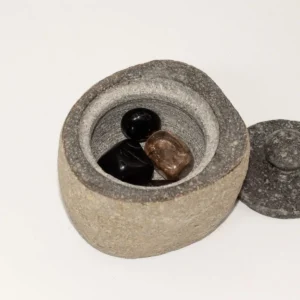 Liten jordningskruka i naturlig flodsten cirka 9x7 cm - produktbild 5