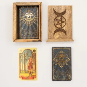 Liten tarotkortlåda med kortställ i mangoträ - produktbild 3