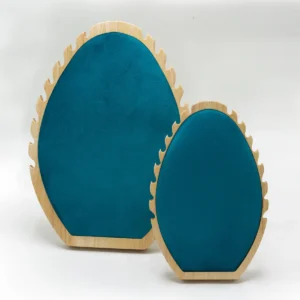Litet ovalt halsbandsställ 19x13 cm i sammet och trä - produktbild 4