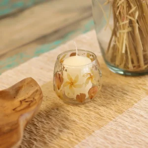 Ljushållare i återvunnet glas med pressade blommor, rosa 8x8 cm - produktbild 10
