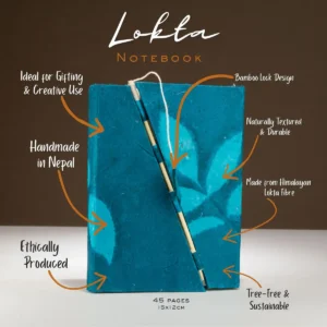 Lokta-pappersanteckningsbok med bambulås, mellan (15x12 cm) – 45 blad – midnattsblå - produktbild 2