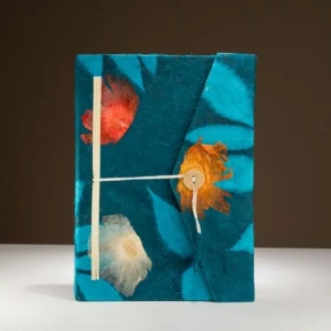 Lokta-pappersanteckningsbok stor med blommönster och bokmärke, midnattsblå 21x15 cm - produktbild 5
