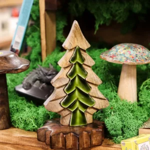 Lost in the Forest – Trädekoration med liten gran i gran 15x10 cm - produktbild 8