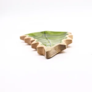 Lost in the Forrest – Träskål i form av blad med emalj, 33x17 cm - produktbild 5