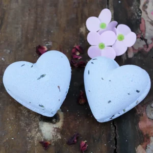 Love Heart Badbomb 70 g med fransk lavendeldoft - produktbild 3