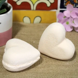 Love Heart Badbomb 70 g med passionsfrukt - produktbild 2