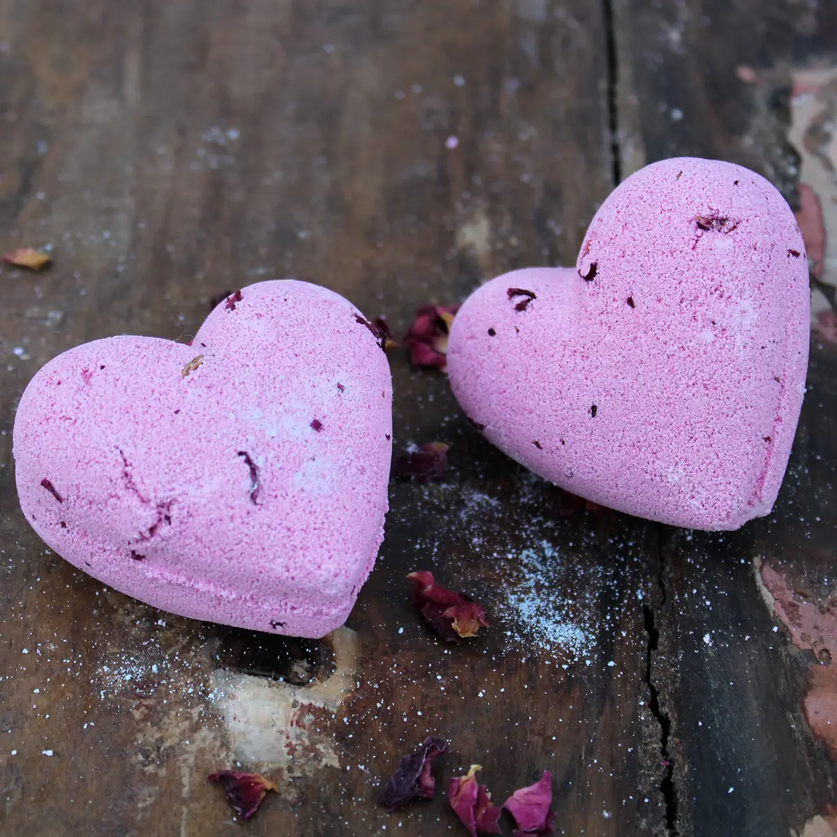 Love Heart Badbomb 70 g med Ylang och Ros - produktbild 6