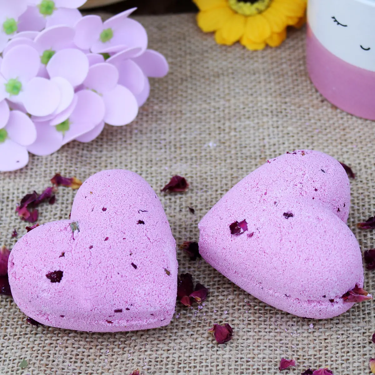 Love Heart Badbomb 70 g med Ylang och Ros - produktbild 7