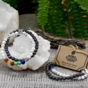 Magnetiskt armband med vita howlite-ädelstenar - produktbild 4
