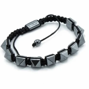 Magnetiskt hematitarmband Shamballa med pyramidspikar - produktbild 2
