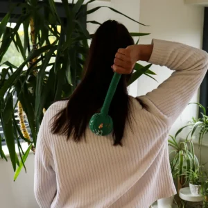 Massageklubba med malört och bambu, grön - produktbild 3