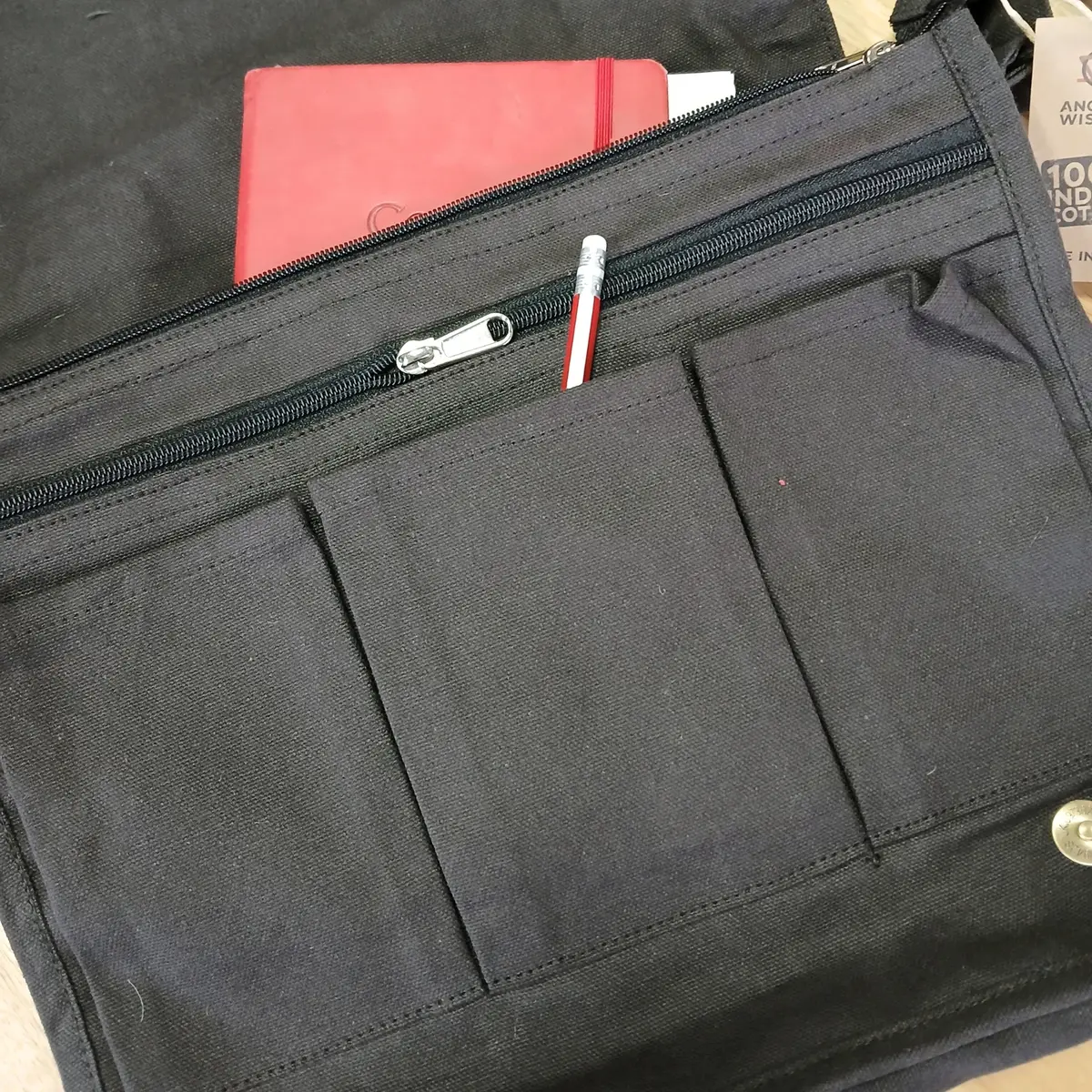 Messengerväska i bomullscanvas för laptop i mörkgrått - produktbild 3