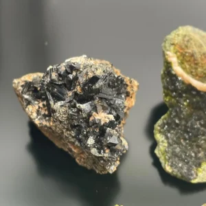 Mineralprov av epidot, cirka 10 stycken - produktbild 5