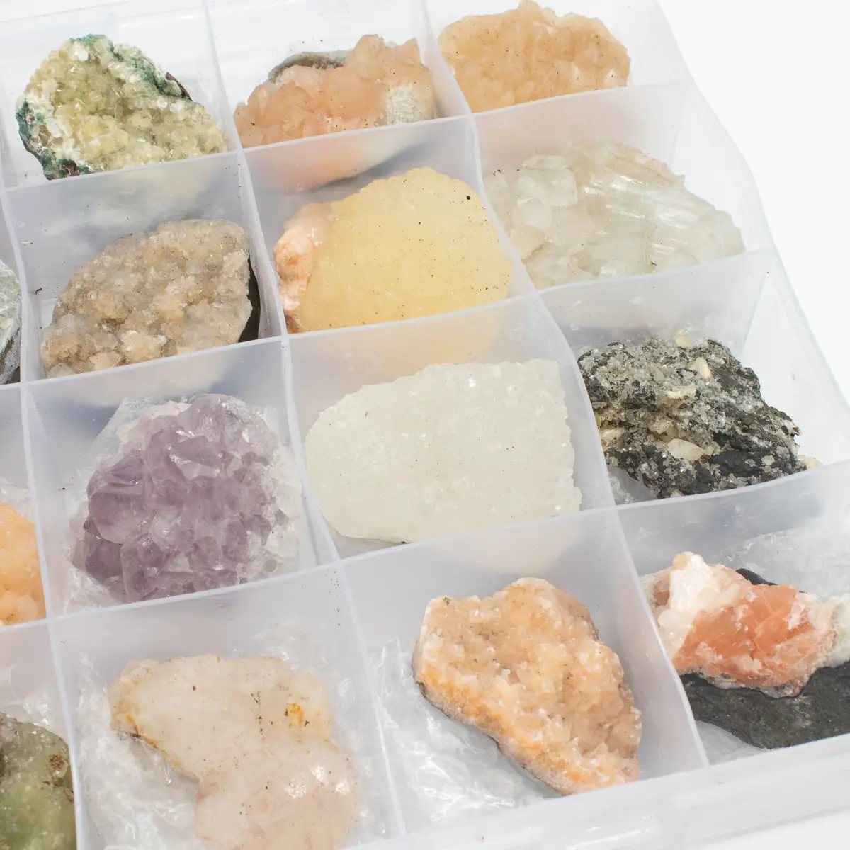 Mineralprovsset med indiska zeoliter i förvaringslåda - produktbild 5