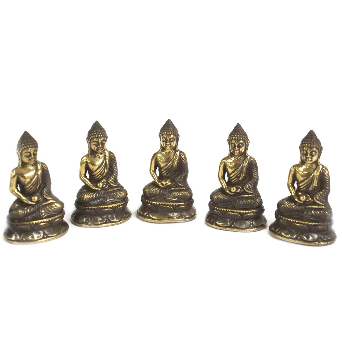 Fem små Buddhafigurer i mässing sittande i meditationsställning
