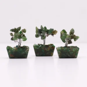 Miniatyrträd av ädelsten på orgonitbas med grön aventurin, 15 stenar - produktbild 4