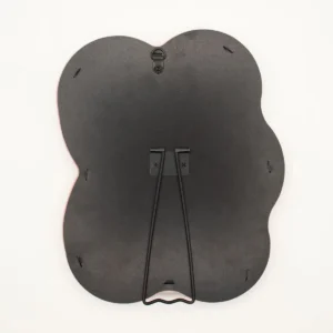 Mjuk vågig spegel med sammetram kvadratisk sten i rosablush 22,5 x 27 x 2,3 cm - produktbild 4