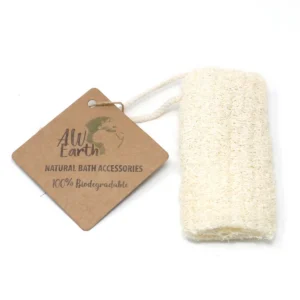 Naturlig loofah-skrubb med snöre och etikett AW Earth