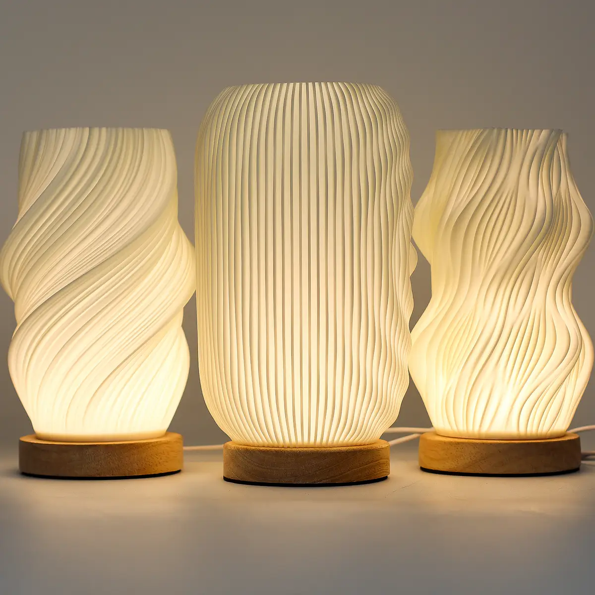 New Wave bordslampa med USB-C och tre ljuslägen Star Twisted - produktbild 5