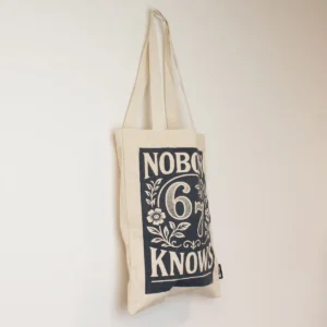 Nomad Sari ikonisk tygkasse med dragkedja – Nobody Knows 67 i naturfärgad bomull 10 oz - produktbild 2