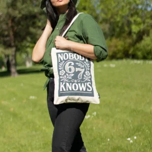 Nomad Sari ikonisk tygkasse med dragkedja – Nobody Knows 67 i naturfärgad bomull 10 oz - produktbild 8