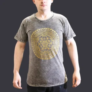 Nomad Sari Stonewashed bomulls-T-shirt med chakramotiv i mörkgrått - produktbild 2