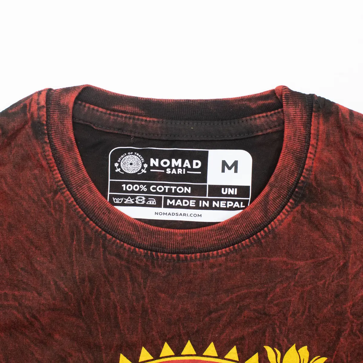 Nomad Sari Stonewashed bomulls-T-shirt med drakmandala i vinrött, storlek M - produktbild 10