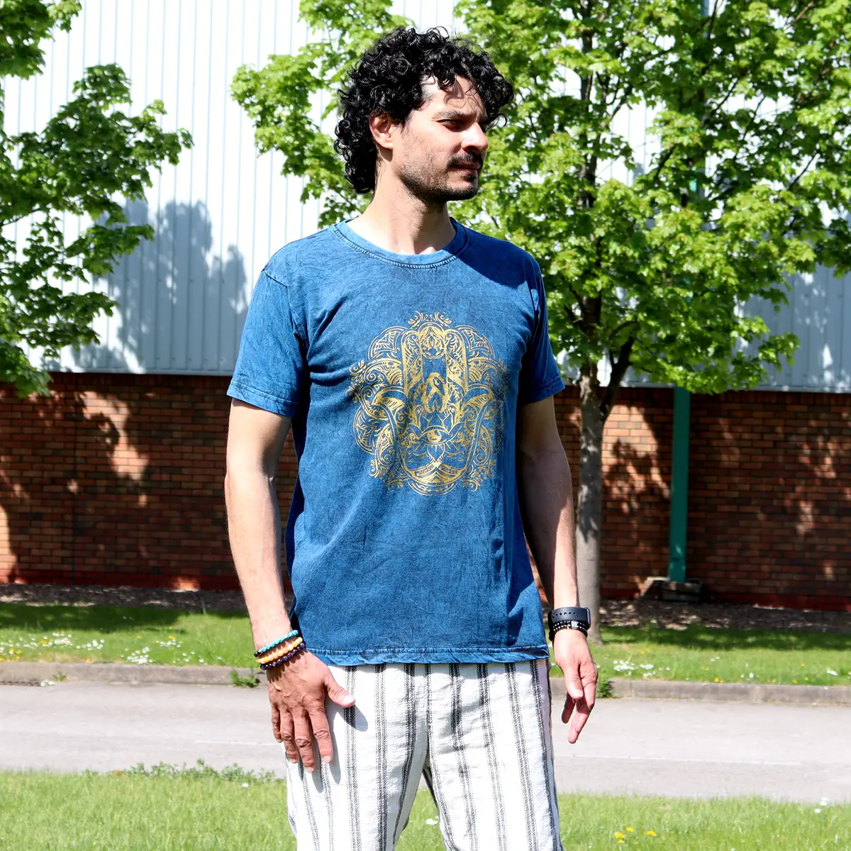 Nomad Sari Stonewashed bomulls-T-shirt med Hamsa-motiv i blått, storlek medium - produktbild 5