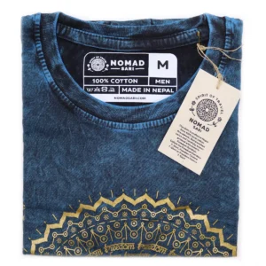 Nomad Sari Stonewashed bomulls-T-shirt med mandalamönster blå medium - produktbild 4