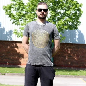 Nomad Sari Stonewashed bomulls-T-shirt med mandalamönster i mörkgrått - produktbild 2