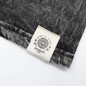 Nomad Sari Stonewashed bomulls-T-shirt med Rebel-tryck, kolgrå, small - produktbild 5