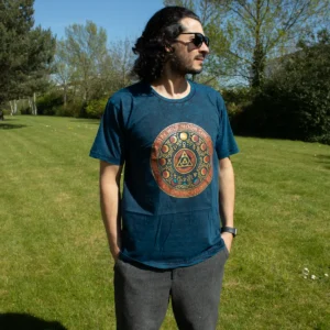 Nomad Sari Stonewashed bomulls-T-shirt med Stay Wild Moon Child-tryck i blått - produktbild 3