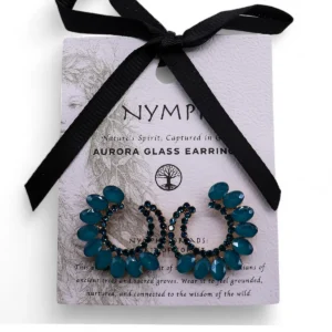 Nymph Aurora Glasörhängen i Tealgrönt med Loop-design - produktbild 5