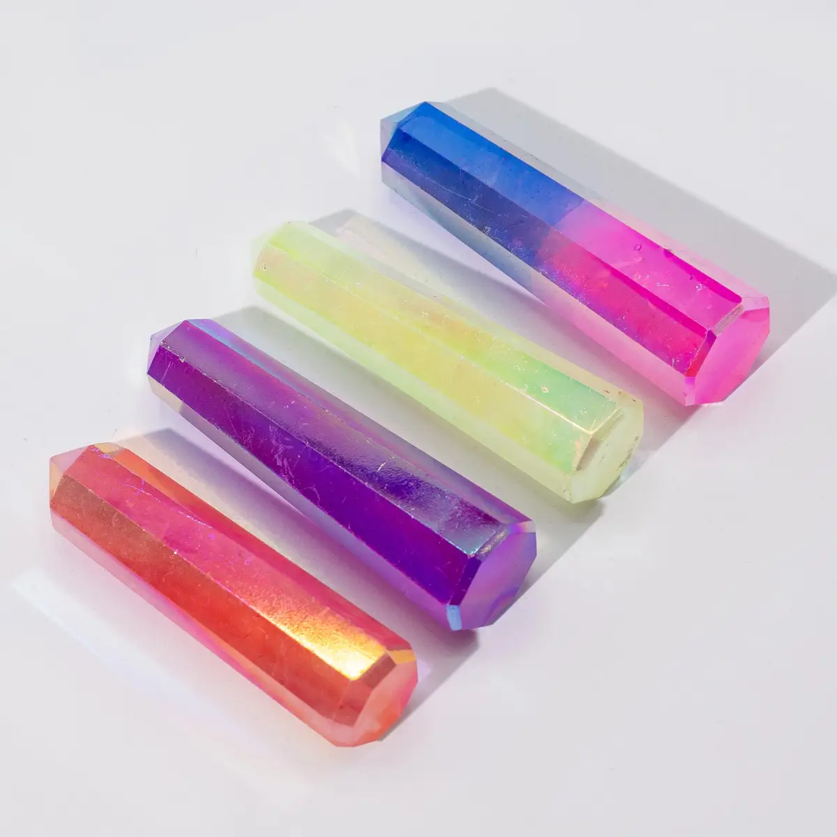 Obelisk i lila aurora-kristallkvarts cirka 9 cm - produktbild 2