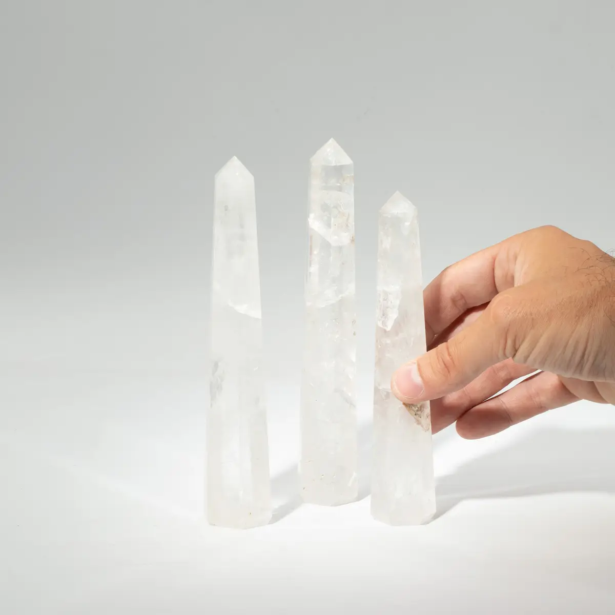 Obeliskformad spets i bergkristall cirka 17 cm - produktbild 4