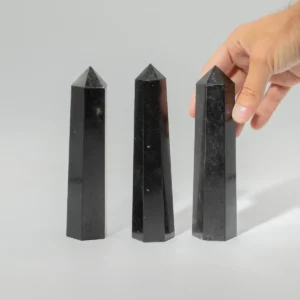 Obeliskformad spets i svart turmalin cirka 17 cm - produktbild 5