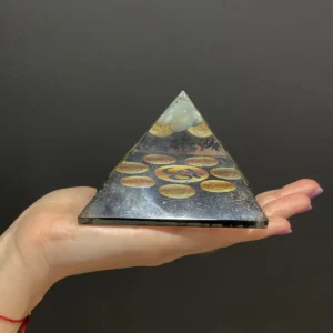 Orgonitpyramid Midnight Om Chakra 90 mm - produktbild 2