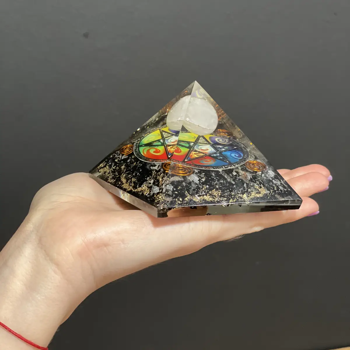 Orgonitpyramid Midnight Pentagon 70 mm - produktbild 3