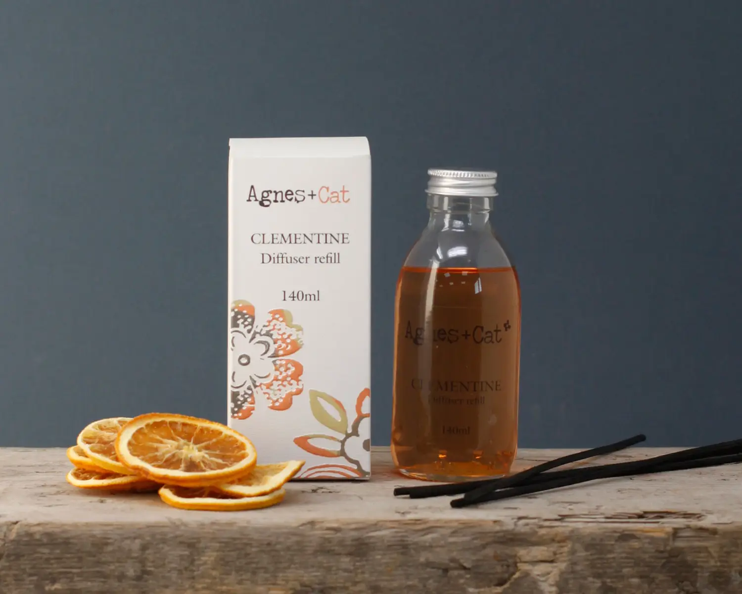 Påfyllning till Agnes + Cat doftpinnar Windermere 140 ml - produktbild 3